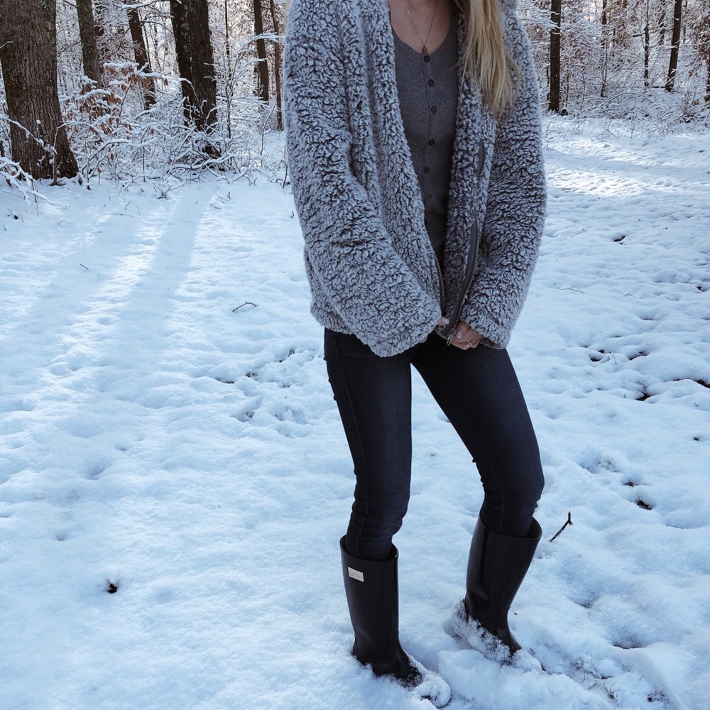 Marshals sweater